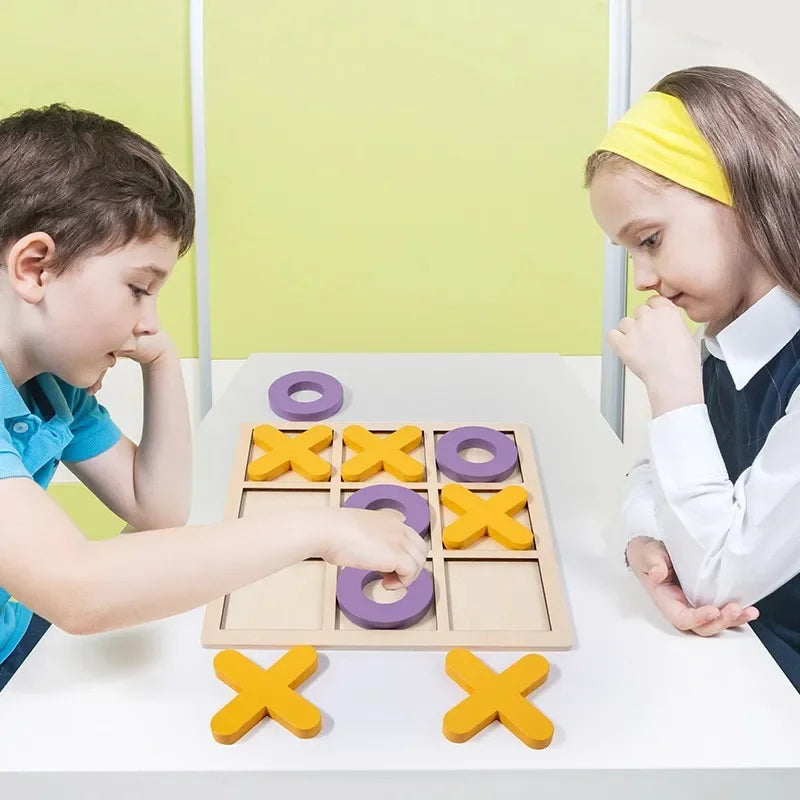 Jeu de tic-tac-toe en bois